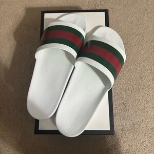 NWT Men’s Gucci Slides